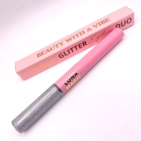 LUNA MAGIC | Glitter Eyeliner Duo | “Glimmer” [Black & Silver] ✨ (Brand New!) 💘✨ - Picture 4 of 7